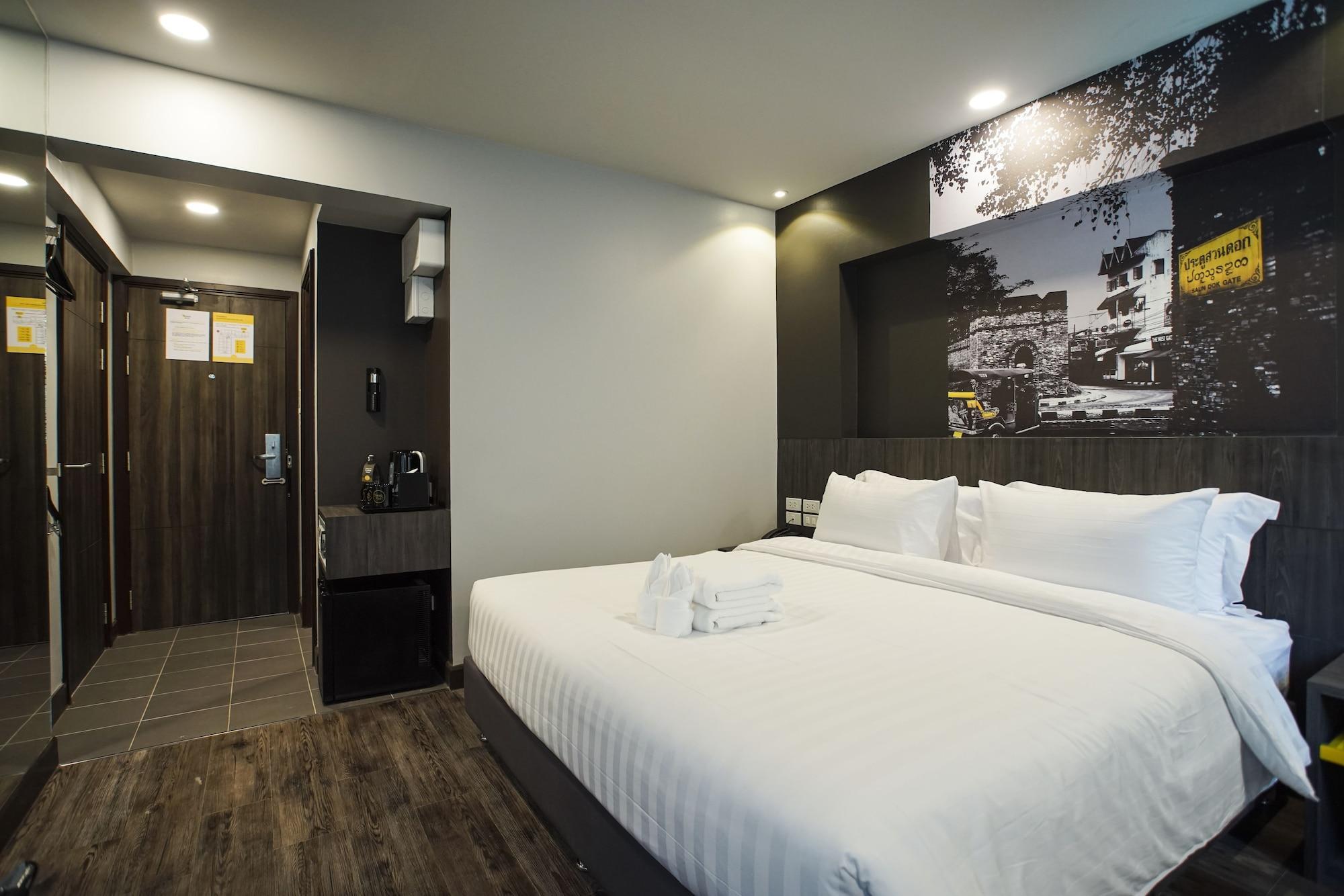 Sleep Mai Thapae Chiang Mai Old City Lifestyle Hotel Ngoại thất bức ảnh